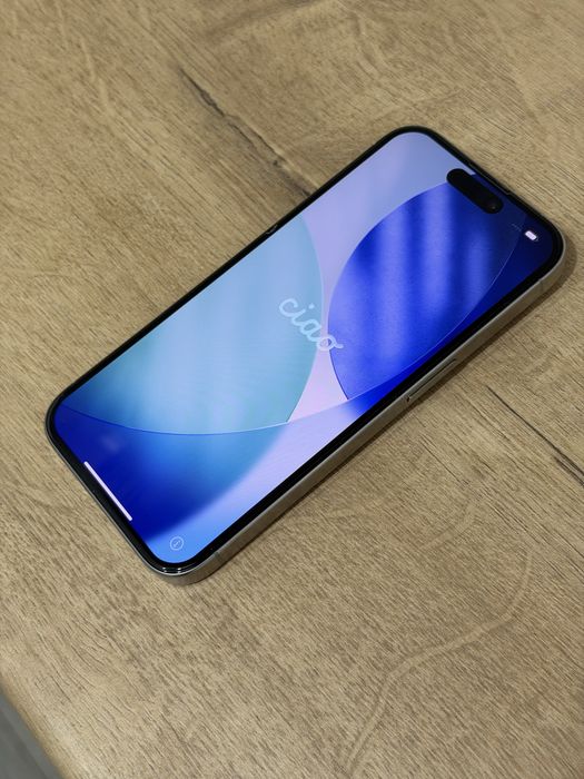 Продам Iphone 15 Pro