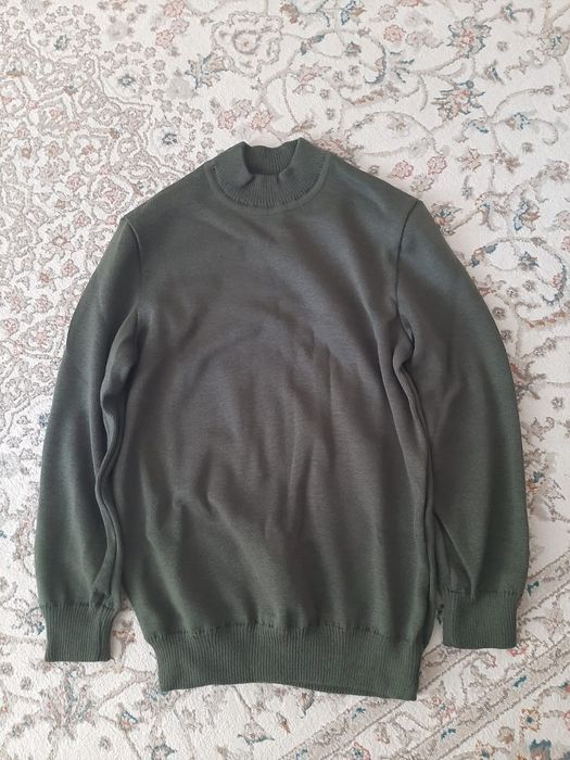 Продам куртку и свитера
