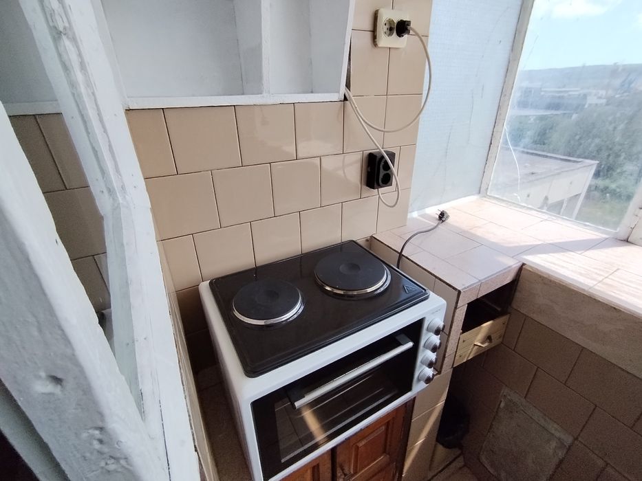 Дава се под наем Двустаен апартамент в Варна, Погреби - 45 кв.м за 250 € - Снимка #2