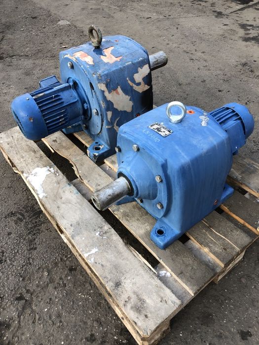 Мотор-редуктор/редуктори