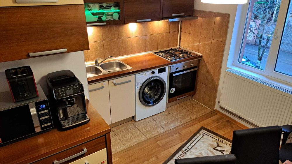 Particular Vand Ap 2 camere 61mp Metrou Pacii - Militari