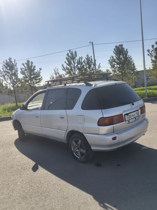 Тойота Ипсум 1997