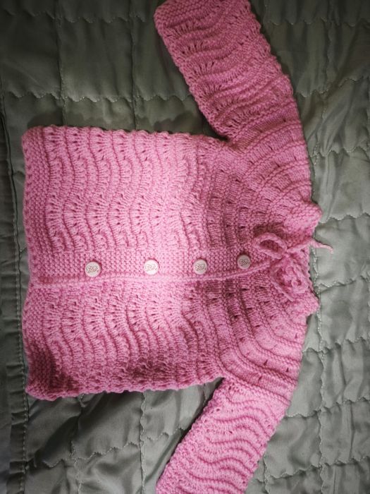 Бебешки вълнени елечета и блуза