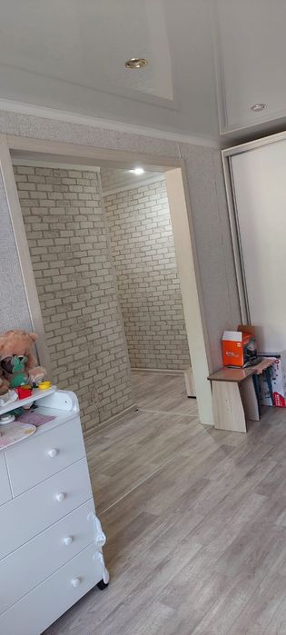 Продам 1 комнатную  квартиру