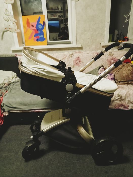 Коляска продам за 30000