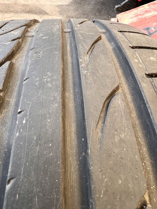 Anvelope de vara 235 40 19 dot 2023