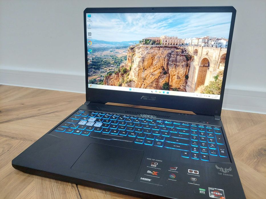 Геймърски лаптоп Asus TUF Gaming FX505DV 16GB RTX 2060 6GB Ryzen 3750H