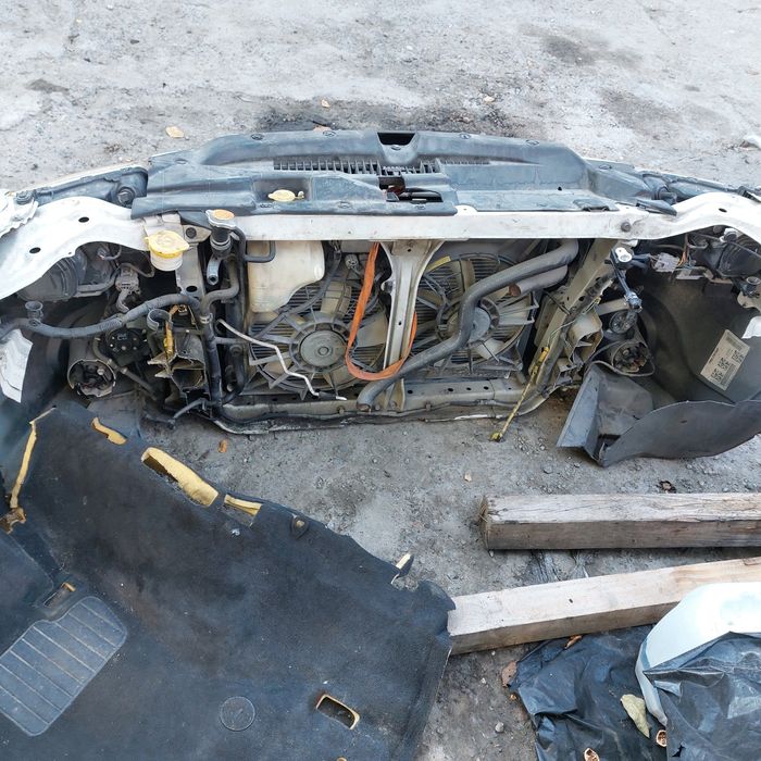 Фары и бампер на субару