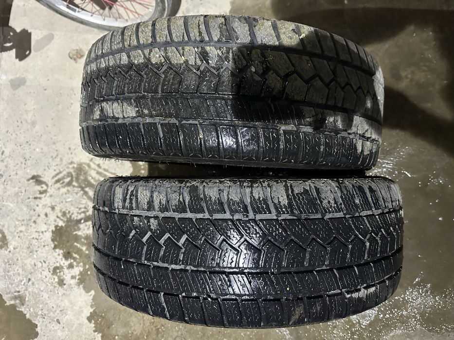 Продам 2 покрышки Hifly