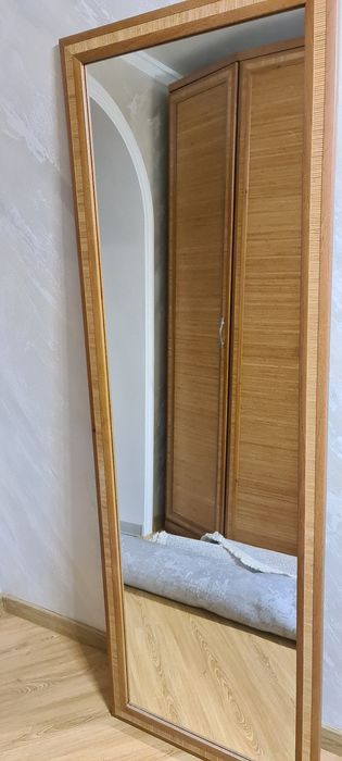 Продам зеркала-2шт.