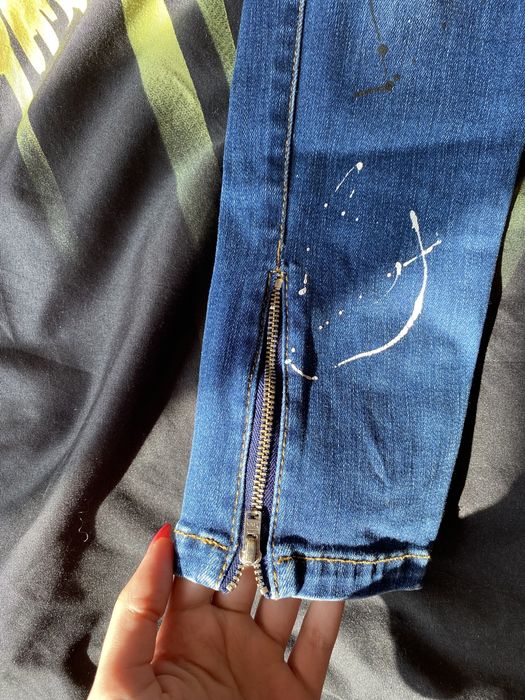 Дамски дънки negative