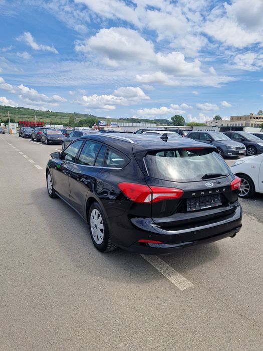 FORD Focus 2019 — imagine 5