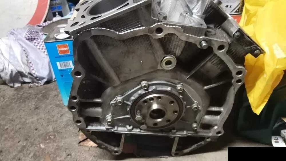 Продам блок в сборе 1mz-fe vvt-i.