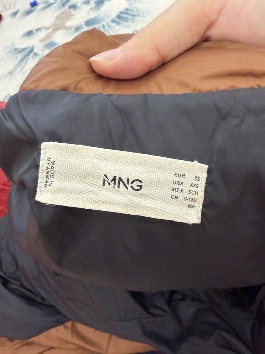 Куртка от “MANGO”