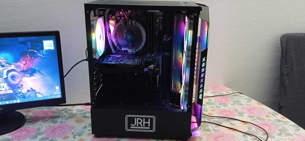 PC i5 6600k 3,9 16gb DD4 RX 580 8GB ssd+hard calculator unitate gaming