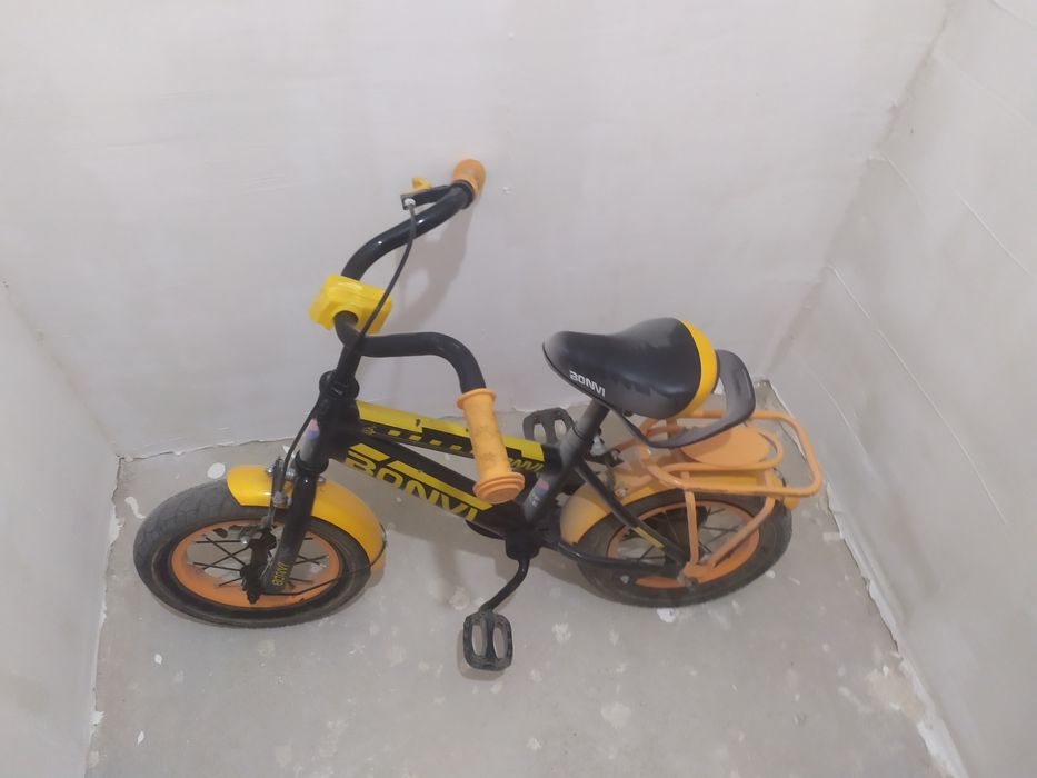 Детский велосипед , колеса 10