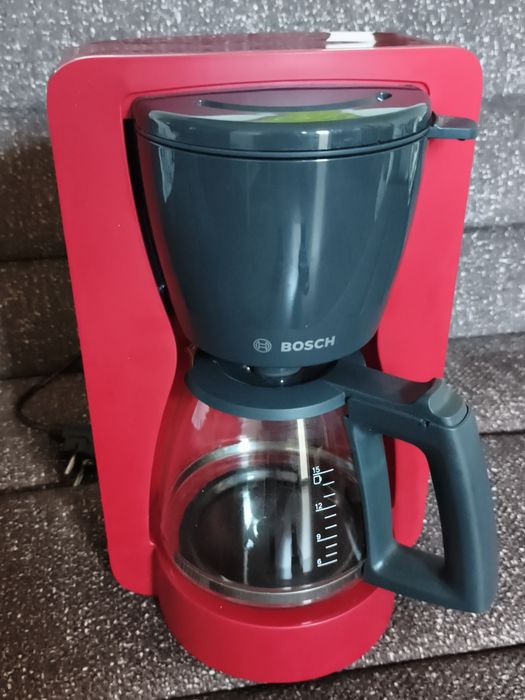 Vând cafetiera Bosch