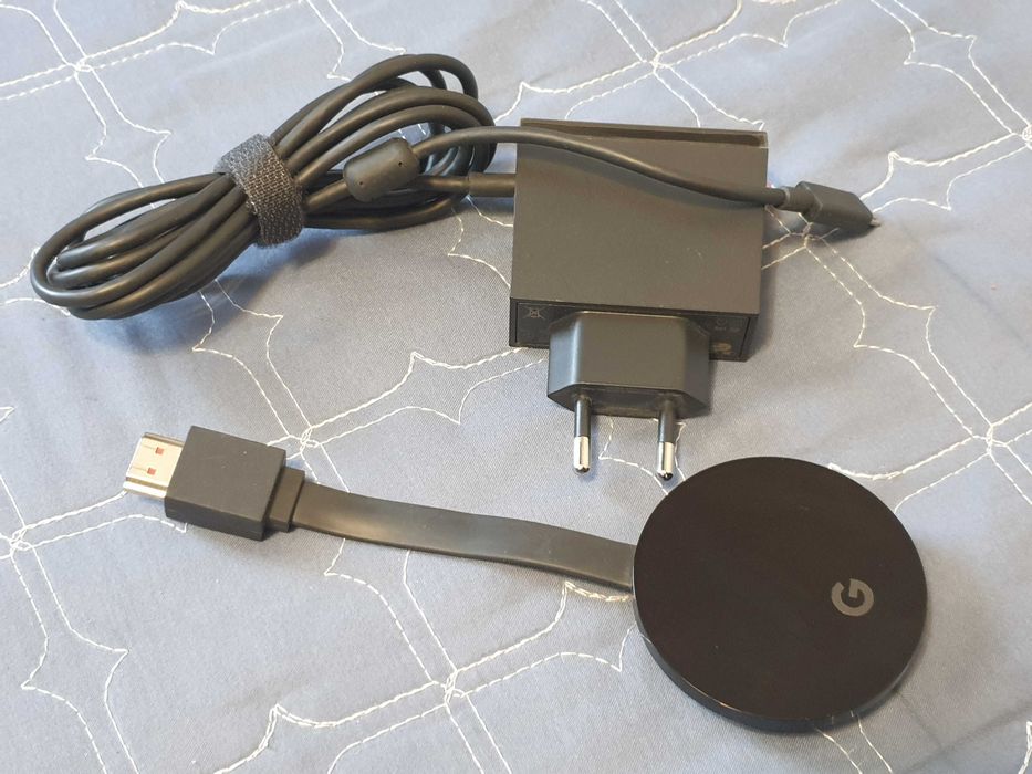 Chromecast ULTRA 4K Tv Streaming ca NOU
