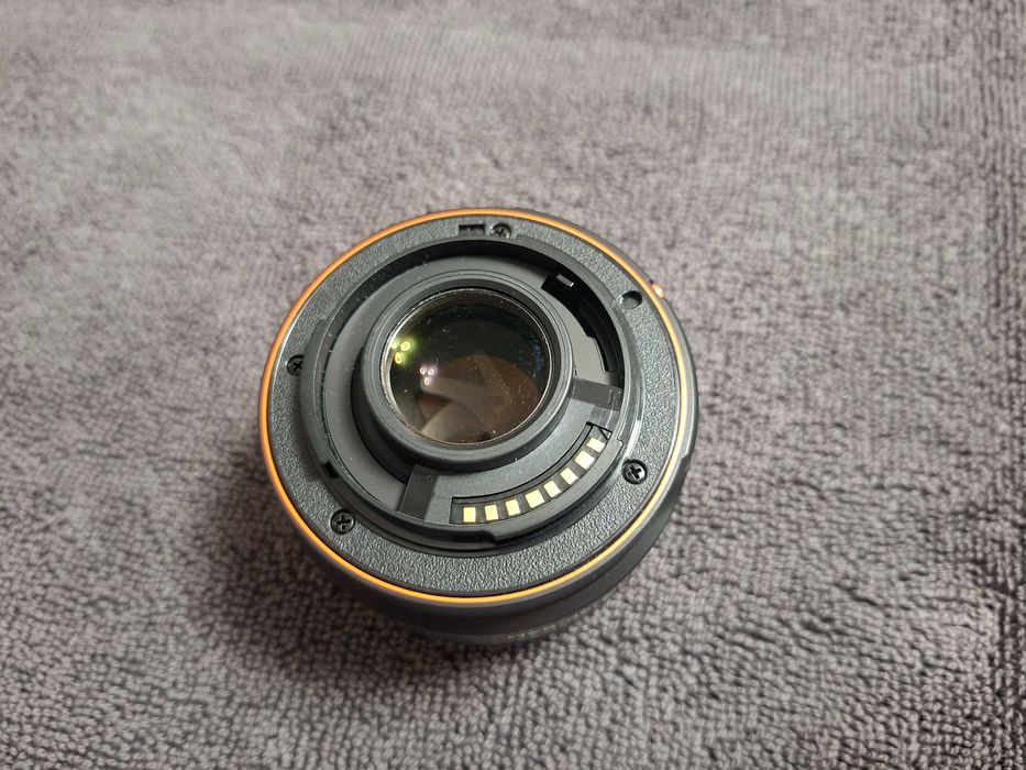 Obiectiv pentru portrete DT F1,8 SAM 49 model SAL50F18