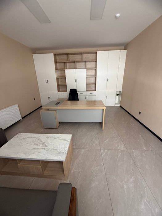 Офис готовый с ремонтом и мебелью на Чиланзар 2. 69м2.