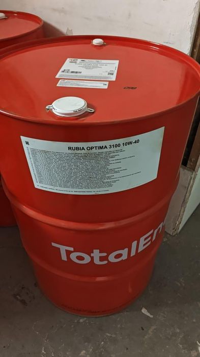 Продам моторное масло