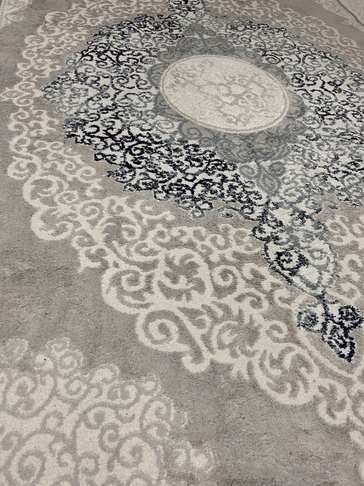 Продаю качественный ковер