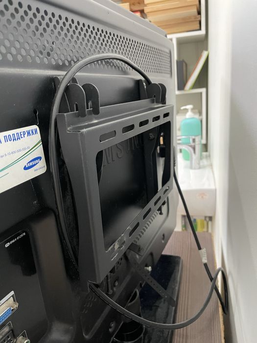 Продам телевизор SAMSUNG