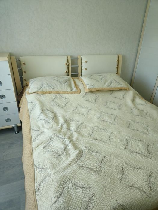 Продам гарнитур в спальню