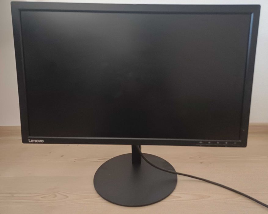 Lenovo Thinkvision Монитор -  с USB Хъб, Идеален за офиса и дома!