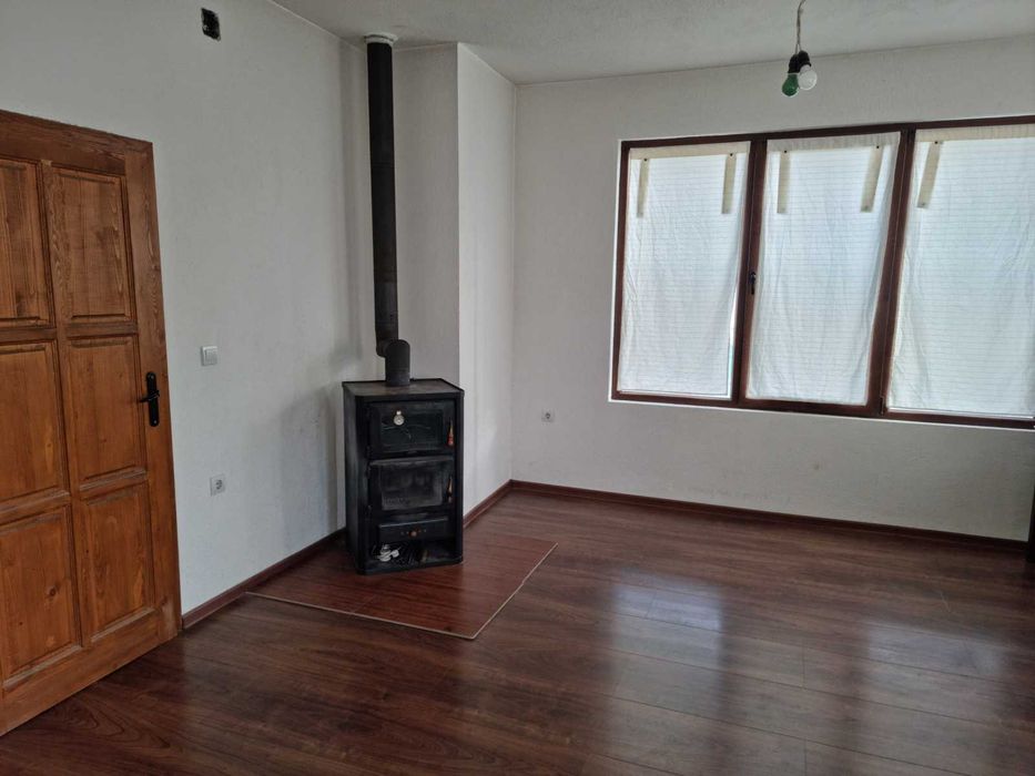 Продава се Къща в Варна, м-т Боровец - юг - 150 кв.м за 1587 €/кв.м - Снимка #3