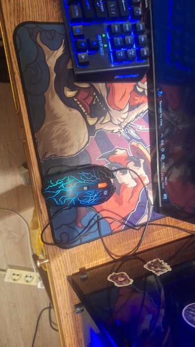 Продам  пк б/у для игр тянет почти все