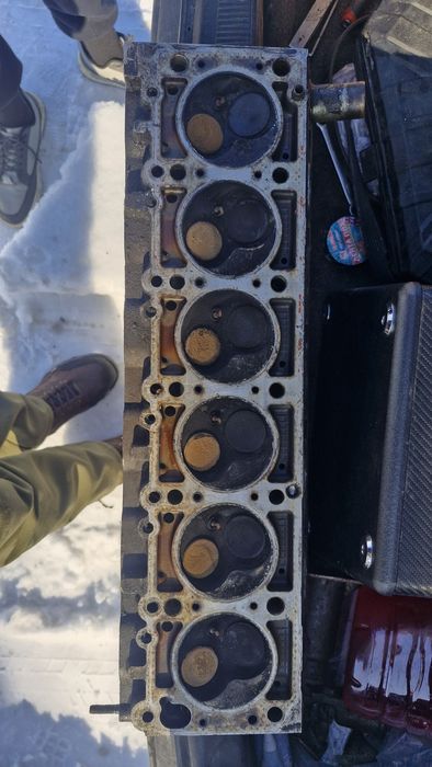 Головку блока цилиндров
