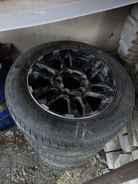 Диски на Ниву с шинами