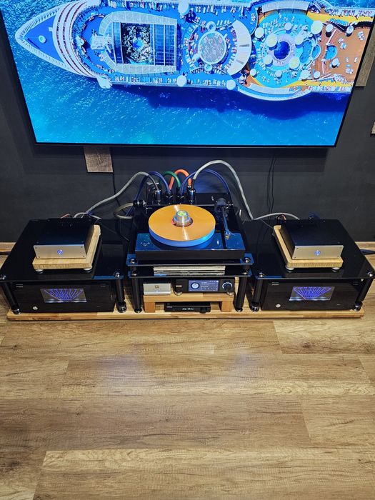 Vand pereche amplificatoare ICEpower 2x 300w