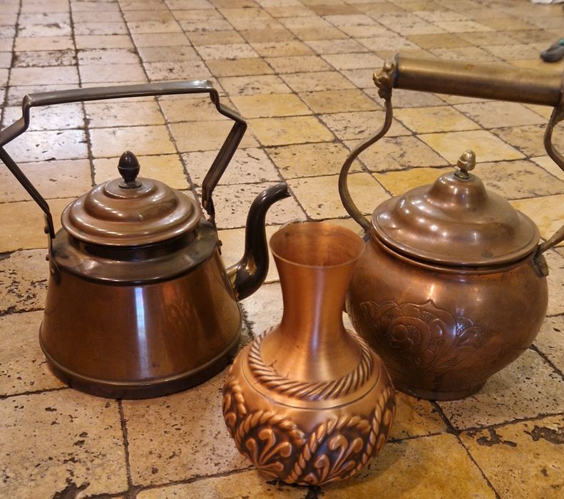 Vand obiecte vintage de decor, nu se trimit prin curier.