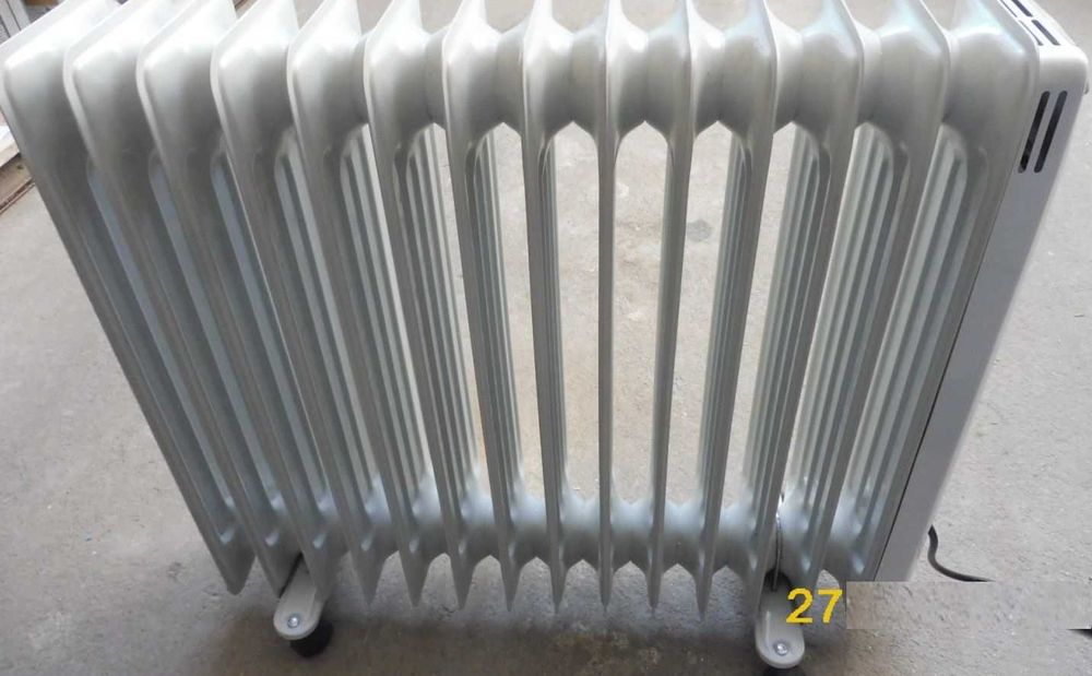 Електрически маслен радиатор Tesy D02 3014, 3000W