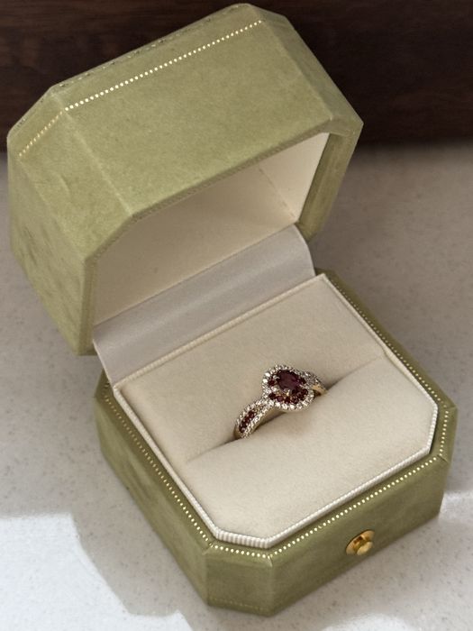 Кольцо с рубином