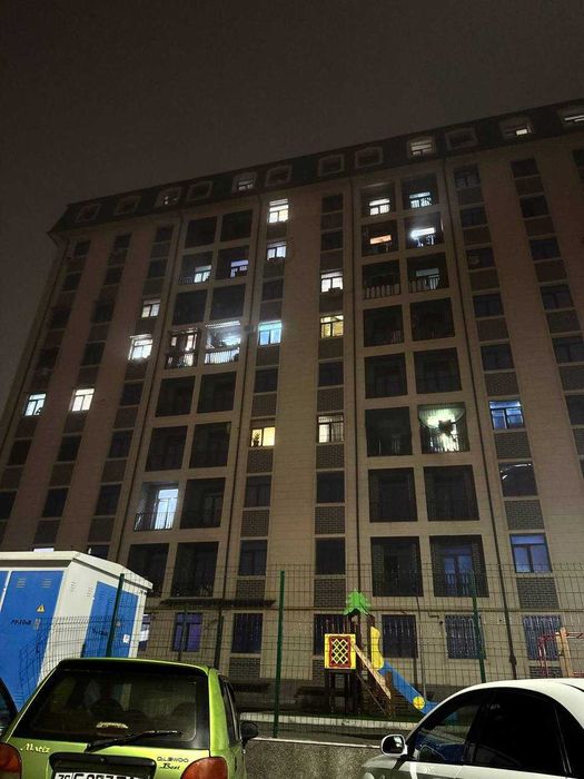 Своя!!! СРОЧНО Продается 3-4 комн квартиры Сергели - V метро 5 минут!!