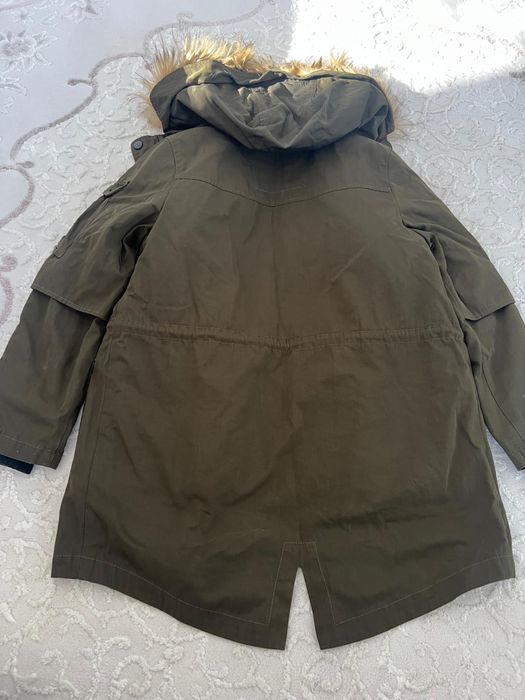 Яке с качулка Zara