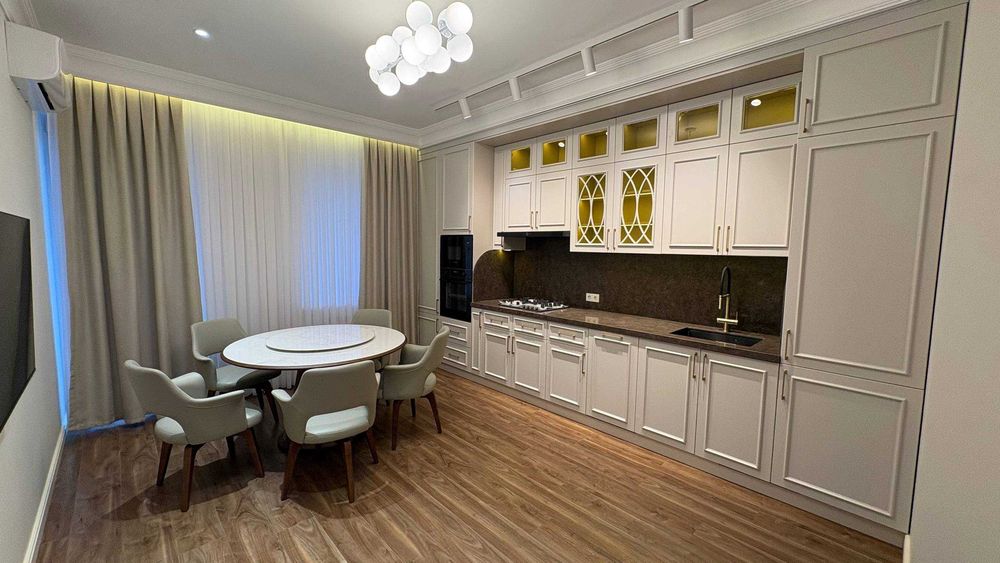 4-комнатная квартира 130 м² в ЖК «Лондон», новый ремонт