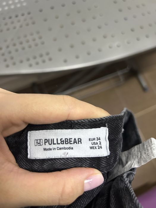 Продам джинсы черного цвета