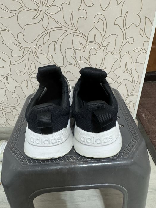 Кроссовки Адидас, размер 31,5, оригинал