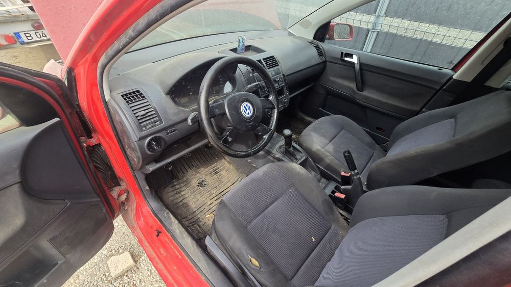 Vw polo usi aripa faruri bara Scaune usa stopuri stopuri hayon portbagaj electromotor alternator motor cutie viteze trager armatura oglinda capota 1.2