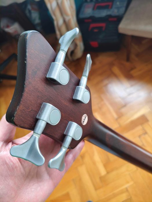 Бас китара Tanglewood Warrior – Натурален финиш, Отлично състояние