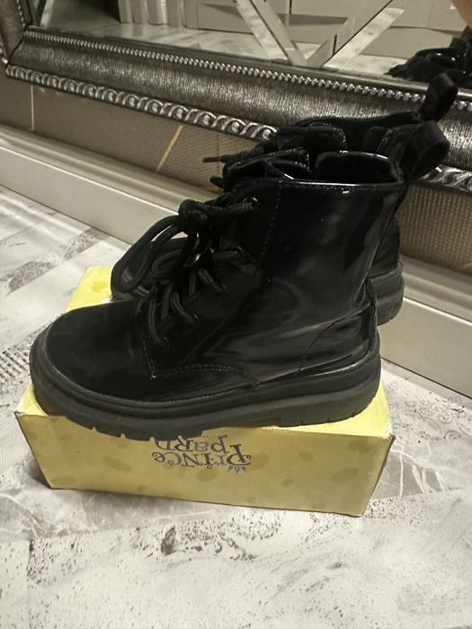 Ботинки для девочки