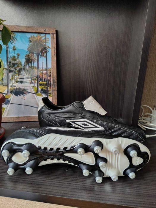 Мъжки бутонки 44,5 номер Umbro