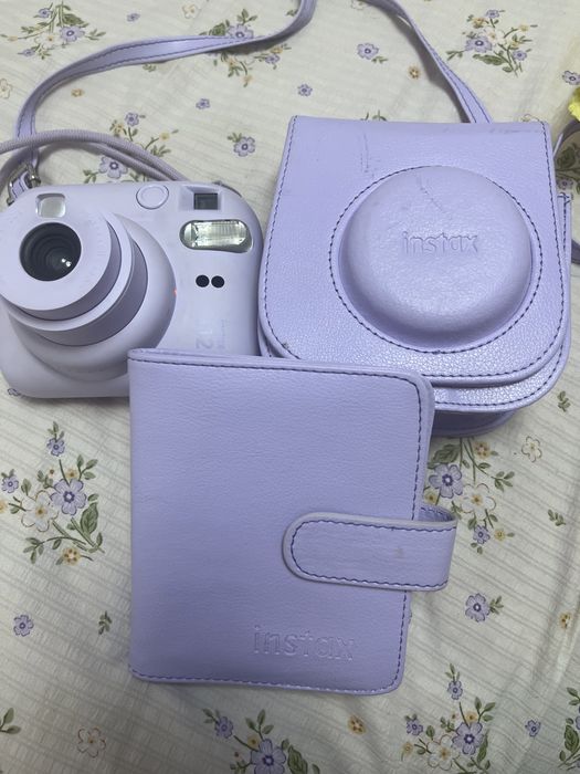 Instax mini 12 camera