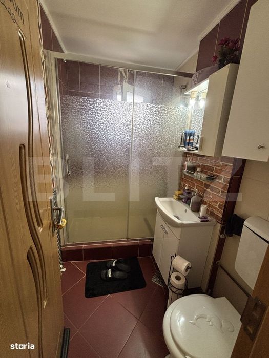 Apartament 3 camere, 56 mp, zona Dambu