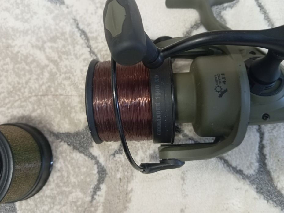 Vând mulinete prologic comander