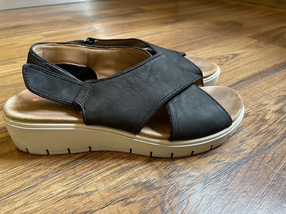 Sandale piele întoarsă Clarks 40